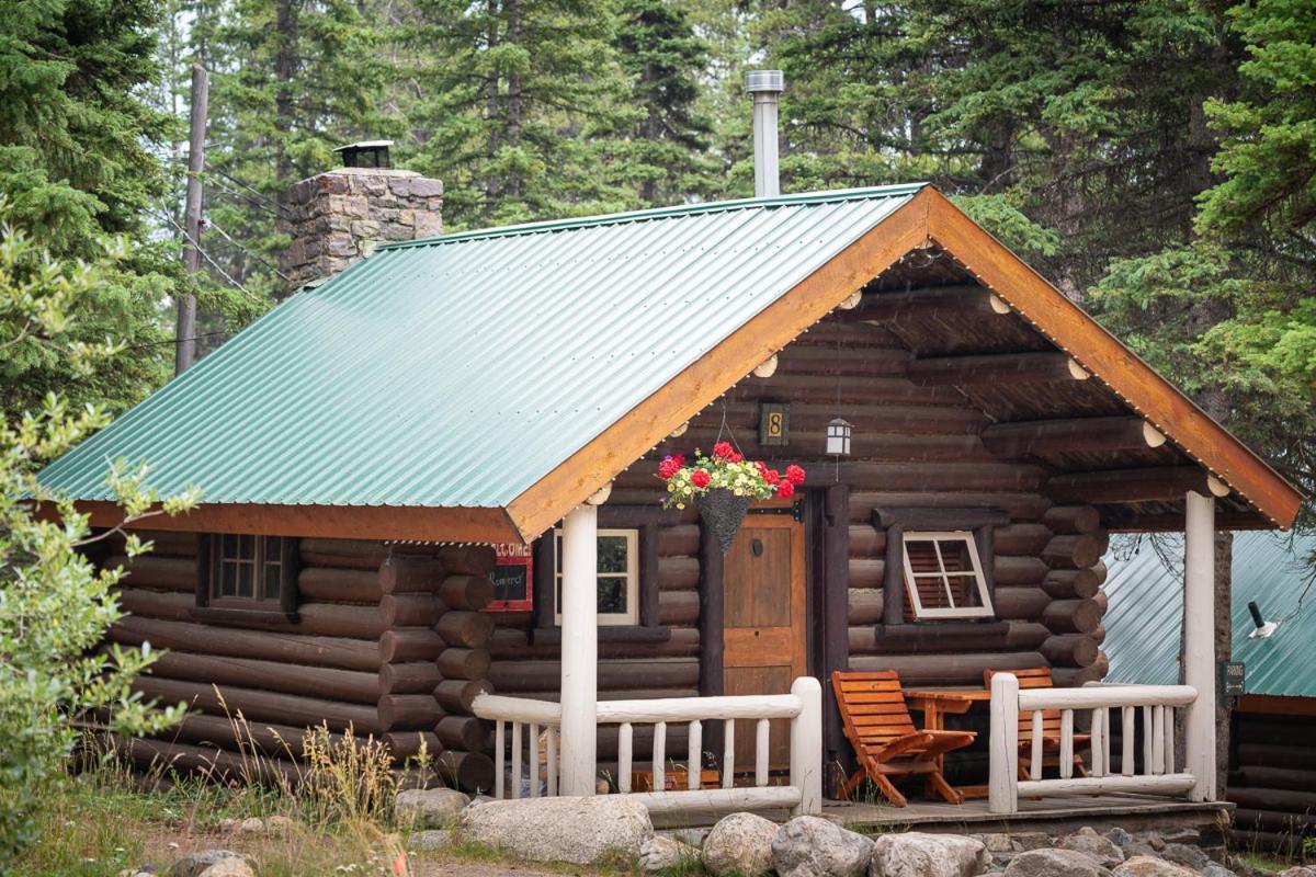 קאסל ג'אנקשן Storm Mountain Lodge & Cabins מראה חיצוני תמונה